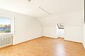Kaufen & Sofortbezug I 3-Zi-DG-ETW I Südbalkon & Stellplatz I 
Bestlage von Ismaning! - Wohnzimmer 