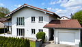 Modernes Zweifamilienhaus mit großem Garten in Stein a. d. Traun - Hausansicht