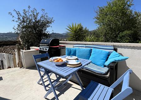 Traditionelles Dorfhaus mit Ferienvermietungslizenz in der Nähe von Denia