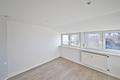 Flexible, zusammengelegte Wohnung mit zwei Eingängen, Balkon & Garten - Zimmer