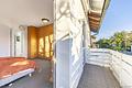 Verlieben erlaubt: Das Haus in Ottobrunn, das Ihre Checkliste tanzen lässt. - Schlafzimmer mit Balkon