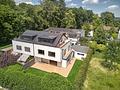 Moderne Haushälfte von 2016 mit Dachterrasse und Alpenblick in begehrter Villenlage - Moderne Eleganz mit Traumblicken