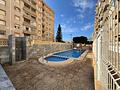 Appartement mit 2 Schlafzimmern, 1 Bad, überdachtem Kzf-Stellplatz, Gemeinschaftspool und Meerblick