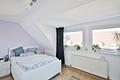 Helle 3-Zimmer-Dachgeschosswohnung in zentraler Lage - Schlafzimmer