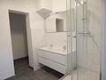 Flexible Wohn- und Gewerbeeinheit in 83404 Ainring mit Terrasse und idealer Work-Life-Kombination - Bad