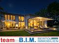 Mediterraner Touch. Architektur, die Raum spürbar macht. - Night
