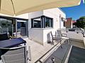 Zum Verlieben! Traumhaftes Wohnambiente - elegant, modern, neuwertig. Bezugsfrei. - Balkon - Ansicht2