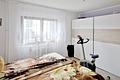 Vermietete 2-Zimmer-Wohnung mit Balkon, Aussicht, Aufzug & Garage – solide Kapitalanlage - Schlafen