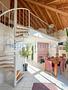traumhafte und bezugsfreie Galerie Maisonette Wohnung in Taufkirchen / TG / EBK / Dachterrasse - Treppe
