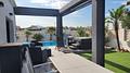 Moderne Villa mit 3 Schlafzimmern, 2 Bädern, beheiztem Pool und Touristenmietlizenz