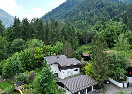 Ihr Traumgrundstück in Schliersee-Neuhaus
- Idyllisches, ruhiges Grundstück mit 990 m²
- Altbestand - Vogelperspektive