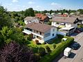 Grünes Familienidyll mit Bergblick – sofort bezugsfreie Doppelhaushälfte auf 578 m² Grundstück - Vogelperspektive