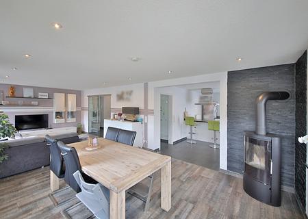Einmalige Gelegenheit für Ihr Traumzuhause – luxuriöse Etagenwohnung voller Stil und Wohnkomfort - Esszimmer