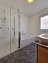 Lichtdurchflutet, komfortabel, bezugsfrei! Moderne Traumwohnung im schönen Obermenzing. - Wanne + Dusche