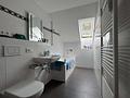 2-Zi.-Dachgeschosswohnung in ruhiger und grüner Bestlage von Solln - Badezimmer