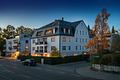 Luxuriös & familiengerecht: 4-Zimmer-Penthouse mit Designausstattung, Dachterrasse und Liftzugang - Elegante Stadtvilla in Nymphenburg
