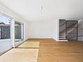 AM HART: Modernes Wohnglück im Münchener Norden: Neubau-Doppelhaushälfte zum Erstbezug mit Südgarten - Wohnbereich 