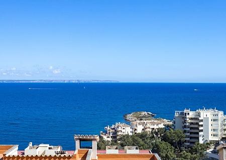 ***Renoviertes Haus in Illetas, Palma de Mallorca in bester Lage mit tollem Blick***