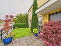Attraktive Doppelhaushälfte mit großem Balkon, Garten und Terrasse in ruhiger Lage von Germering - Hauseingang