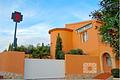 Villa Del Puerto - moderne Luxusvilla im Verkauf in der Wohnanlage Jazmines in Cumbre del Sol - Farmacia
