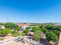 Sehr schöne Landhaus-Villa mit 3 Schlafzimmern, 2 Bädern, Dachterrasse und Privatpool