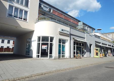 Kleine Gewerbeeinheit in zentraler Ecklage von Freilassing – vielseitig nutzbar und sofort verfügbar - Ansicht