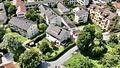 Interessantes Mehrfamilienhaus mit 6 Wohneinheiten und großem Grundstück in Rosenheim! - Blick zu den Garagen