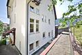 Attraktive Kapitalanlage mit Entwicklungspotenzial-Schwarzwaldvilla mit 6 Wohneinheiten - kleine Terrasse