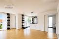 Moderne und lichtdurchflutete 3-Zimmer-Wohnung mit Sonnenbalkon und Tiefgaragenstellplatz - Wohnbereich