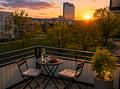 Moderne und hochwertige Wohnung in Top-Lage von München-Schwabing - Balkon Richtung Ost