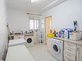 Wunderschöne renovierte Landhaus-Villa mit 7 Schlafzimmern, 7 Bädern, Klimaanlage, Zentralheizung, Doppelgarage und beheizbarem Privatpool