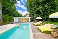 Weitläufig und lichterfüllt: Luxuriöses Familiendomizil mit Pool und traumhaftem Garten - Garten mit Ferien-Flair