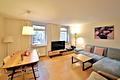 Frei werdende 3-Zimmer-Altbauwohnung mit Gartennutzung in Stuttgart-West - Helles Wohnzimmer