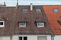 Reihenmittelhaus mit zwei Wohnungen und großzügigem Garten in guter Wohnlage - Drohnenaufnahme