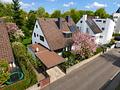 ++ Viel Platz für Ihre Ideen: Flexibles Zweifamilienhaus mit Einliegerwohnung ++ - Außenansicht