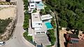 Moderne, aufregende Architektur-Villa in exponierter Lage von Javea mit Vermietungslizenz