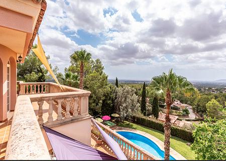 Mallorca herrliche Villa auf dem Hügel bei Bunyola mit Meerblick zu verkaufen
