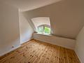 3‑Zimmer‑Wohlfühlwohnung – frisch saniert. Attraktive Kapitalanlage, Option auf spätere Eigennutzung - Wohnzimmer