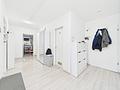 Solide Kapitalanlage mit Perspektive: Moderne 3-Zimmer-Wohnung in Germering - Flur
