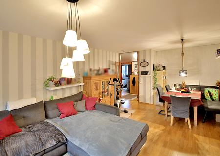 Ideale 4-Zimmer-Wohnung in ruhiger Lage auf dem Geigersberg - Wohn- und Esszimmer