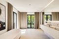 Bezugsfertiger Neubau: Luxuriöse Highend-Villa mit kosmopolitischem Flair und Pool - Exquisites Baddesign