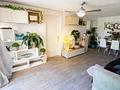 Villa mit 4 Schlafzimmern, 3 Bädern, Dachterrasse, Privatpool und schönem Ausblick