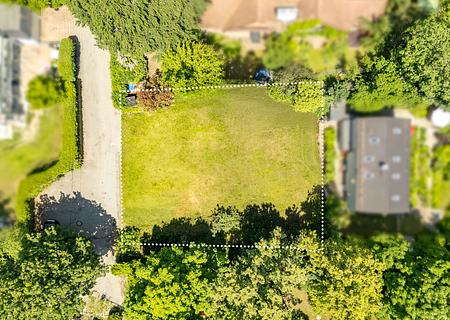 Sonniges Baugrundstück mit Baurecht für ein Einfamilienhaus - Ideal geschnittenes Grundstück