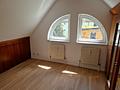 Charmante 2-Zimmer-Maisonette-Wohnung im schönem Nymphenburg in der Nähe des Schlossparks ! - Schlafbereich (oben)