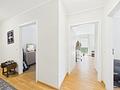 Dachau-Süd:
Sonnige 4-Zimmer-Erdgeschosswohnung mit großem Garten und zwei TG-Stellplätzen - Diele