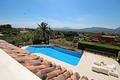 Erstklassige Villa mit Infinity-Pool, Barbecue, Spielplatz, Doppelgarage, Keller, Garten, Balkon, Terrasse, viele Details, auf der Südseite von Montgó