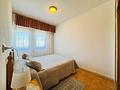 Appartement mit 2 Schlafzimmern, 1 Bad, Tiefgaragenstellplatz und Gemeinschaftspool nur 150 m vom Strand