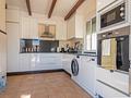 Sehr schöne Landhaus-Villa mit 3 Schlafzimmern, 2 Bädern, Dachterrasse und Privatpool