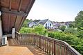 Familienfreundliches Zweifamilienhaus mit Gartenidylle und viel Potenzial in ruhiger Wohnlage - Aussicht vom Balkon