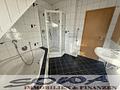 Einzugsbereit! Zentrumsnahes Einfamilienhaus mit guter Raumaufteilung und einer großen Garage im Englischen Garten in Neuburg - Ein Objekt von Ihrem Immobilienpartner SOWA Immobilien und Finanzen